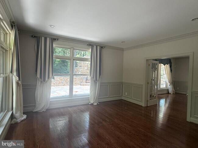 Building Photo - 1714 Hickory Hill Rd