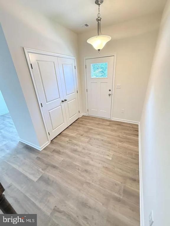 Building Photo - 135 Cobblestone Dr