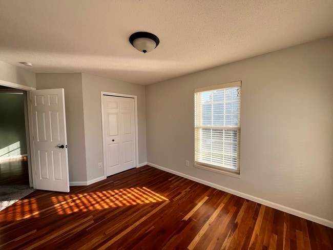 Building Photo - 17093 Isleton Ave