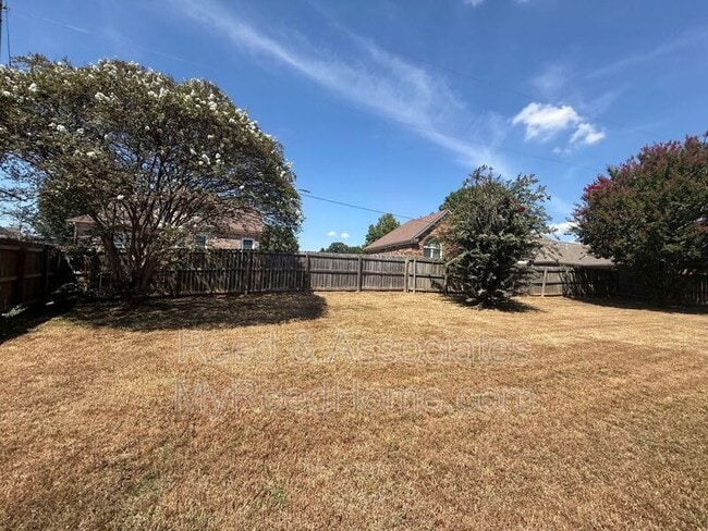 Building Photo - 6531 Annie Lee St