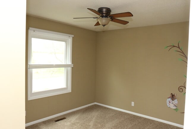 Upstairs Bedroom 2 - 7096 Stratford Rd