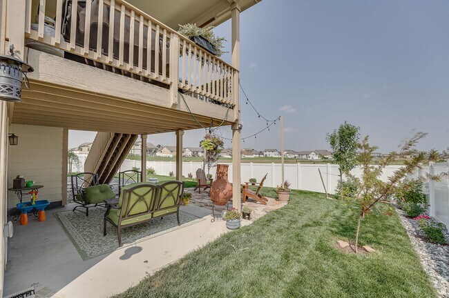 Building Photo - Beautiful 4 Bed, 3 1/2 Bath House in Sever...