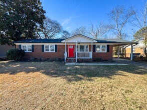 Building Photo - Cute 3 Bed 2 Bath Home in Fayetteville