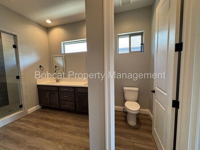 Building Photo - 3108 Cambria Lp