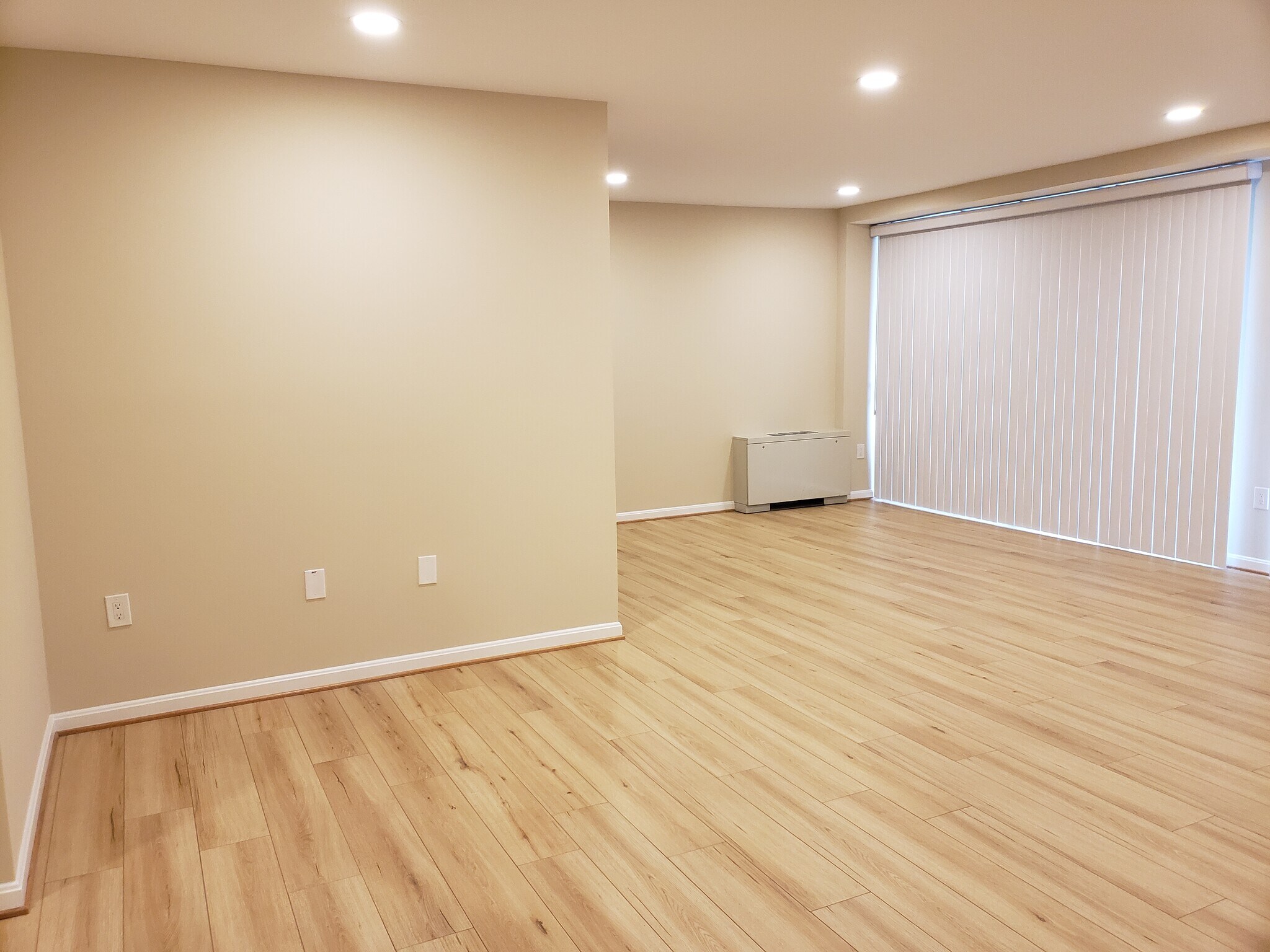 Dining Area from Hall - 4141 N Henderson Rd