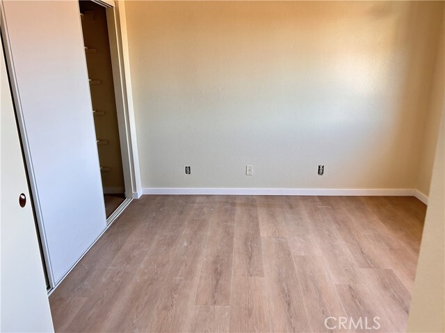 Building Photo - 3810 W Valencia Dr