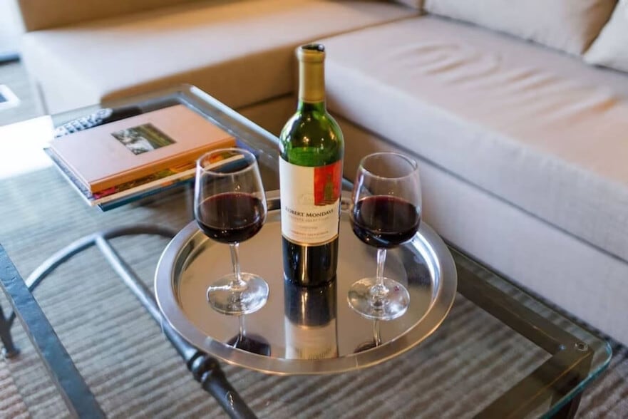 Building Photo - 662 Cottage Dr