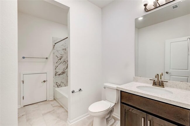 Building Photo - 5029 Carsoli Ln