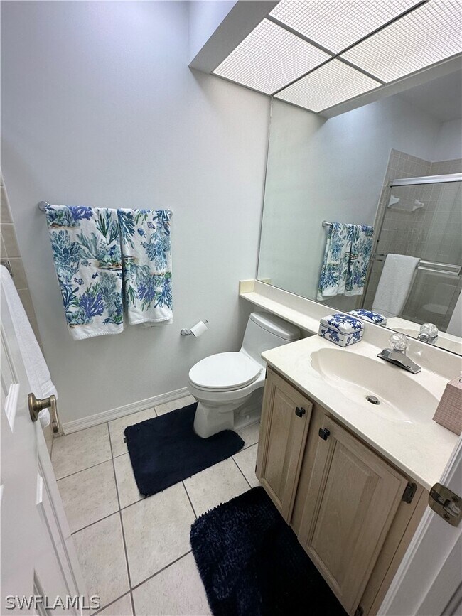 Building Photo - 27121 Oakwood Lake Dr