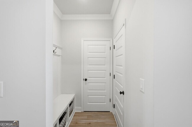 Building Photo - 2700 Westgate Park Dr