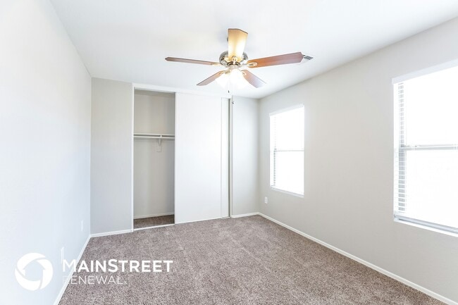 Building Photo - 9556 W Monte Vista Rd