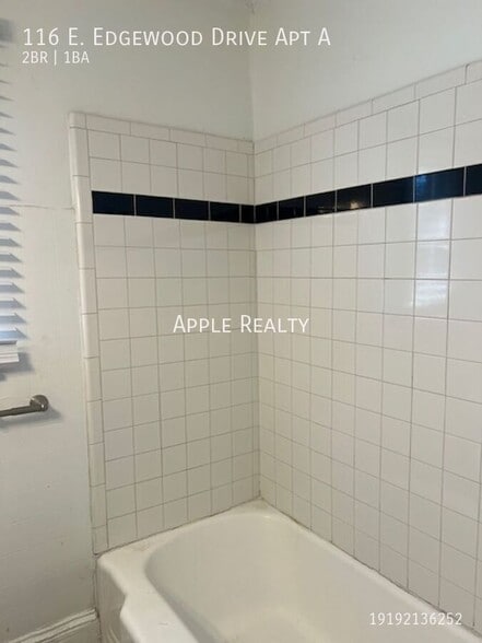 Building Photo - 116 E Edgewood Dr