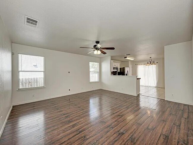 Building Photo - 14910 Mossycup Ln