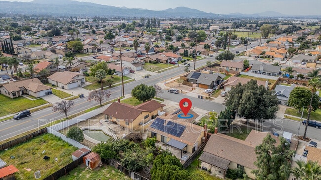 Building Photo - 1506 Webster St