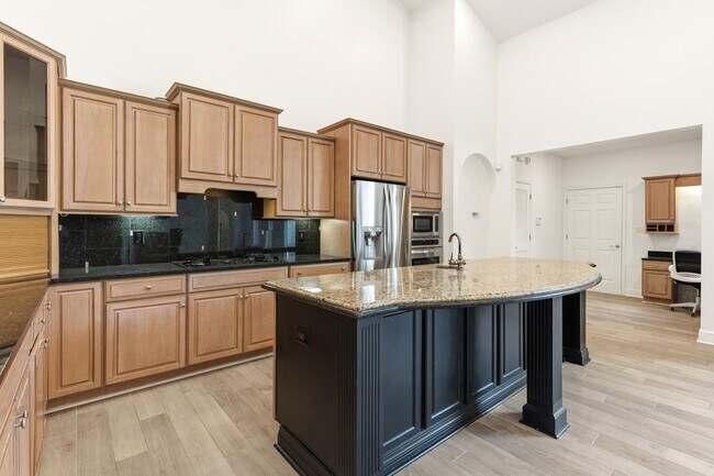 Building Photo - 2928 Pine Valley Dr