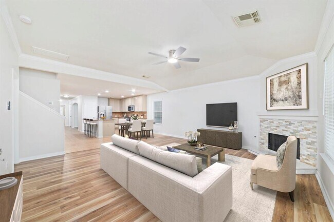 Building Photo - 26610 Marble Falls Bend