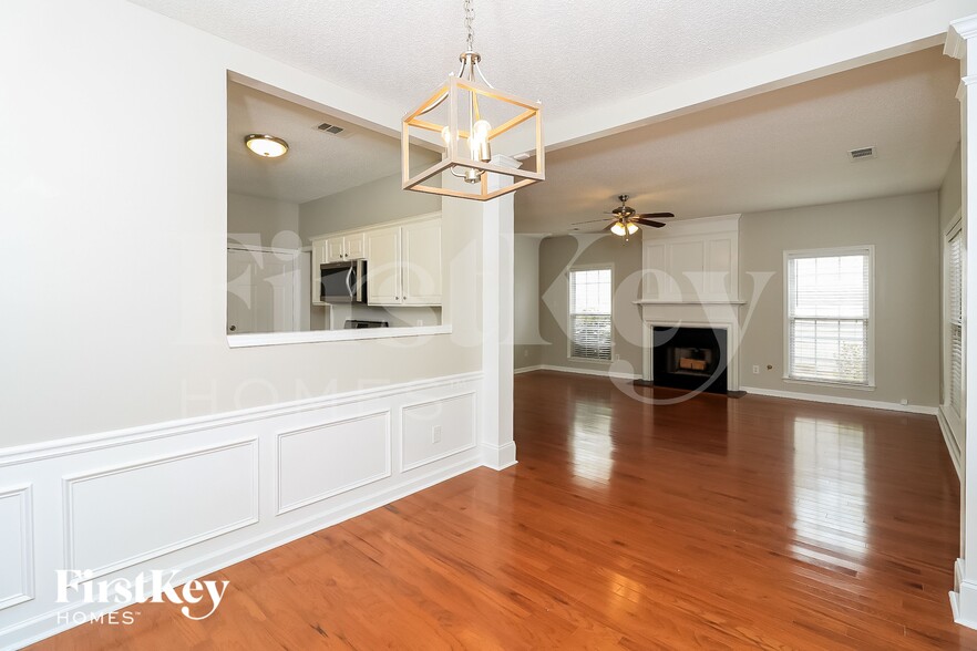 Building Photo - 4143 Glenaire Way NW