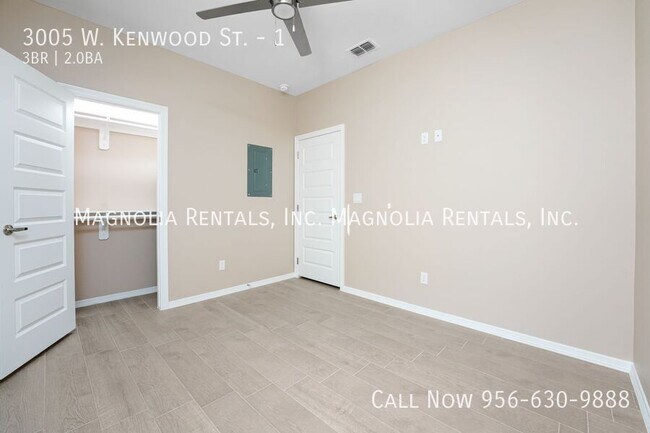 Building Photo - 3005 W Kenwood St