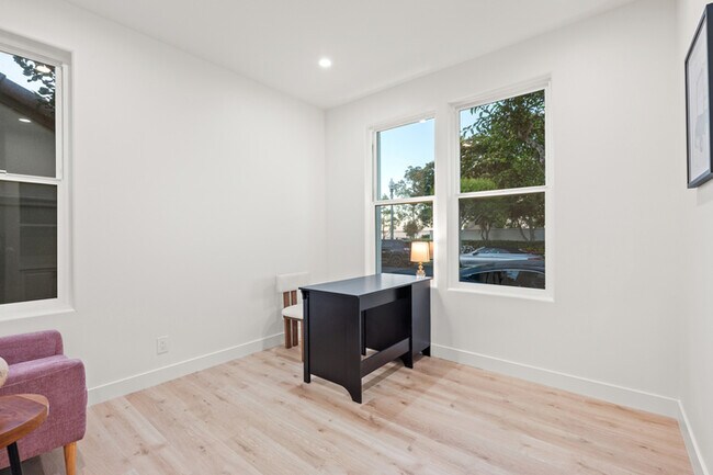 Building Photo - Gated Newport Coast 5BR w/ Pool Access