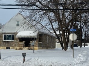 Building Photo - Newly Renovated 3-bedroom, 1-bathroom home in Bethlehem Township