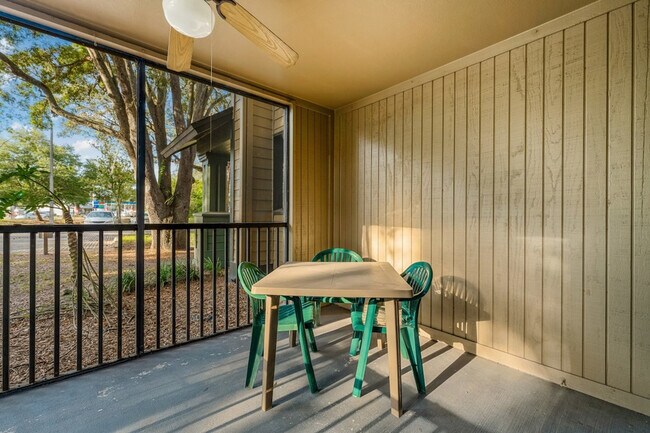 Building Photo - 2505 Livingston Ave