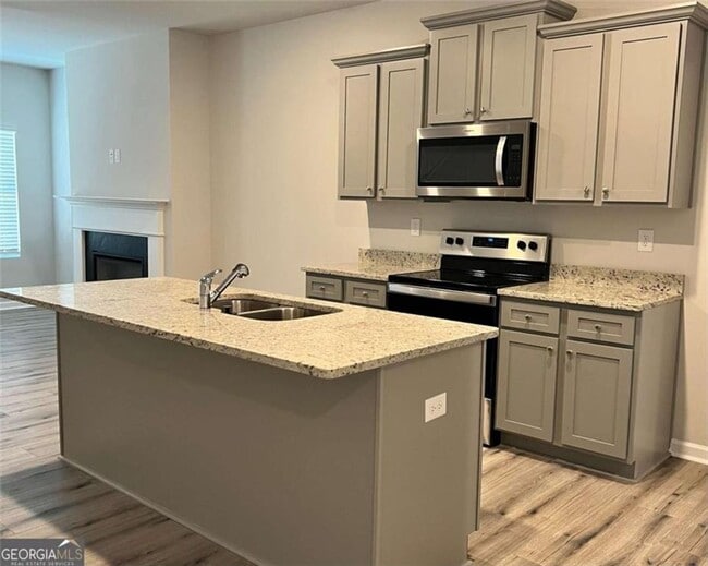 Building Photo - 4352 Shaffer Ct