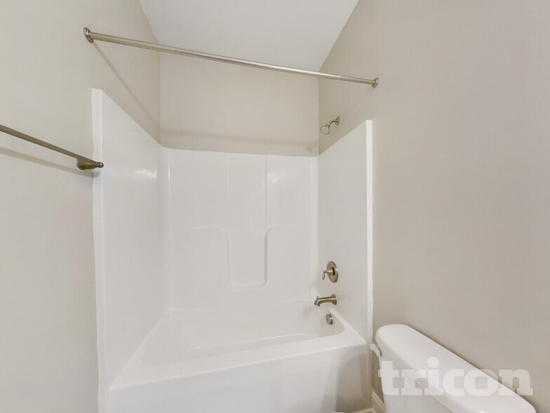 Building Photo - 112 Fish Whistle Ct