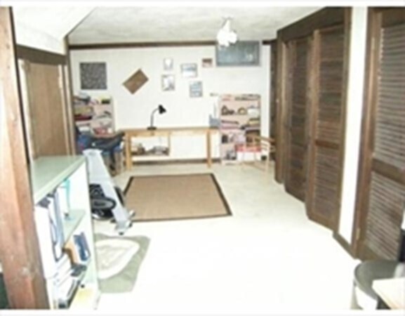 Building Photo - 28 Shackle Way