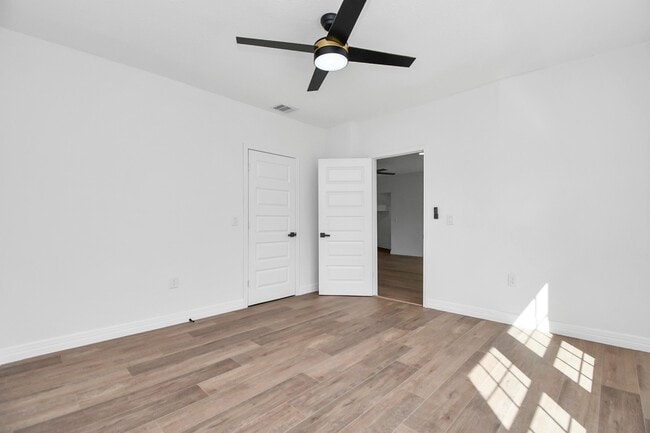 Building Photo - 2812 Truxillo St