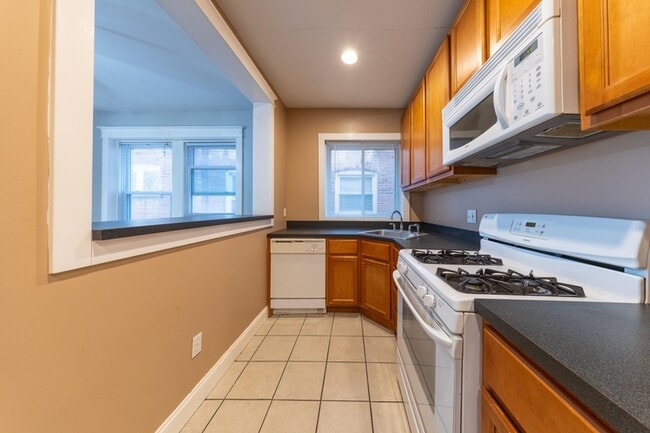 Building Photo - 2009 Maury Ave