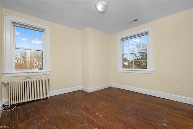 Building Photo - 2800 Chesterfield Blvd