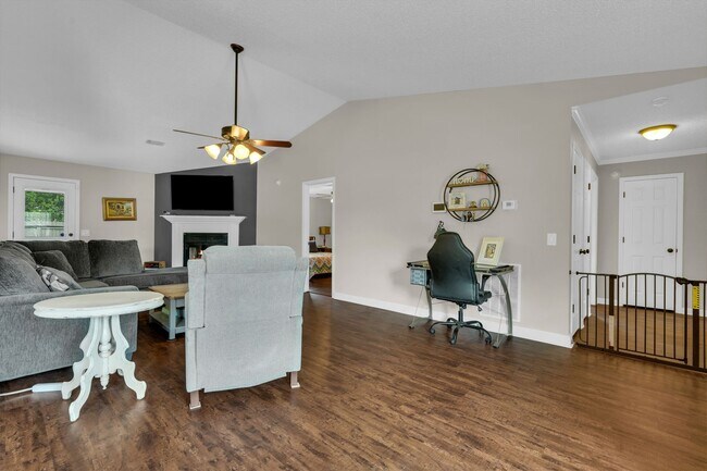 Building Photo - Charming 3-bedroom, 2-Bath Home on a Quiet Cul-de-Sac in Hinesville