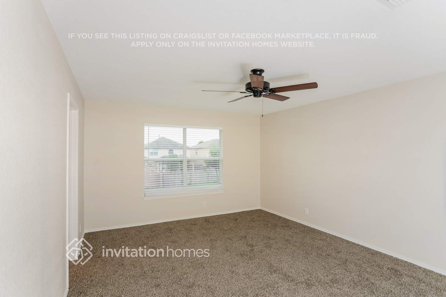 Building Photo - 559 Red Quill Nest