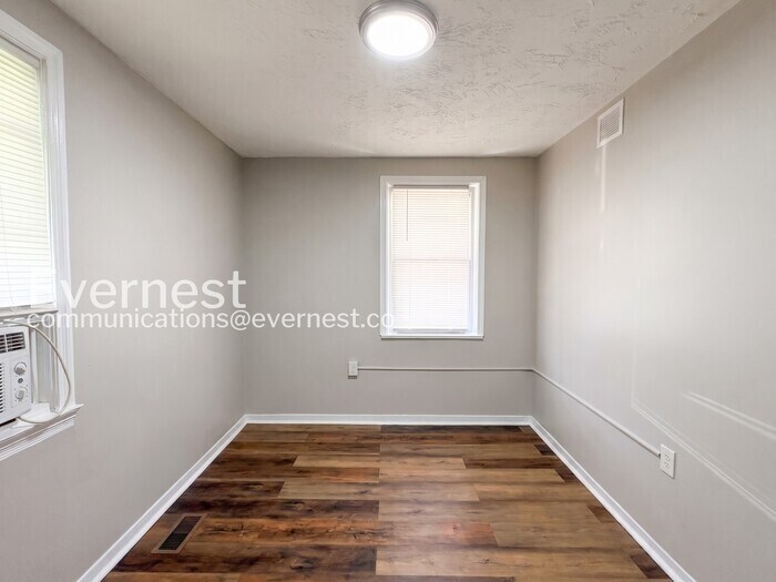 Building Photo - 1049 E Patapsco Ave