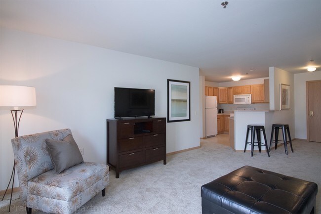 Building Photo - 290 Prairie Heights Dr