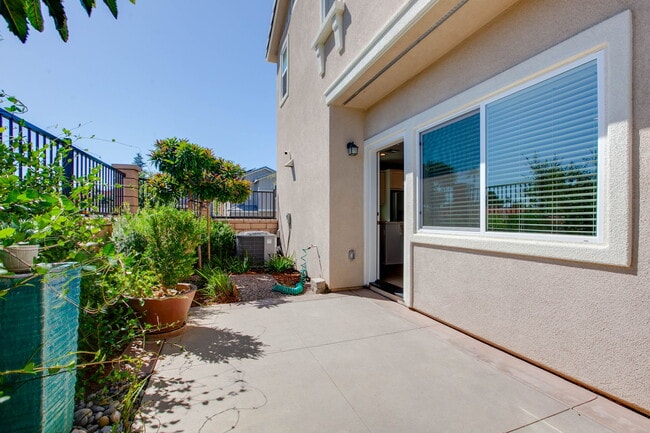 Building Photo - 5605 Estrella Wy