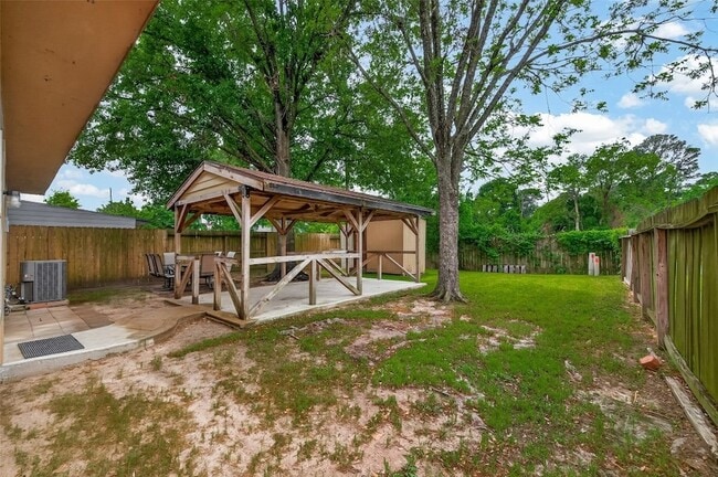 Building Photo - 16715 N Mist Dr