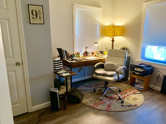 Office or 2nd Bedroom - 4910 Monte Vista St