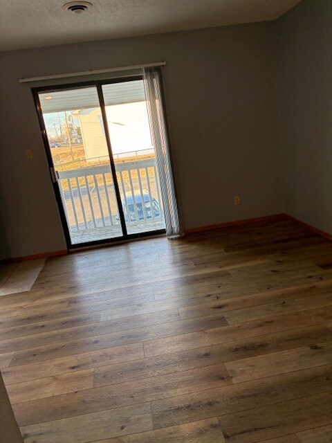 Building Photo - 214 Timber Ridge Dr