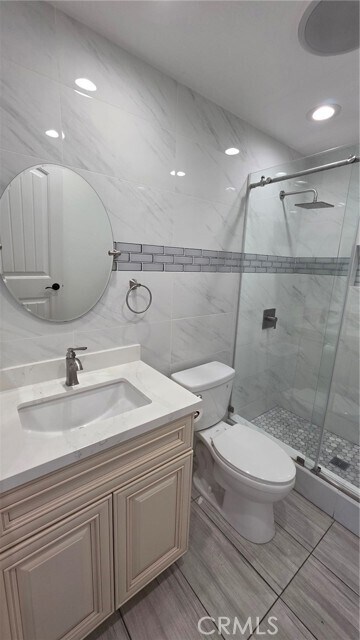 Building Photo - 13380 Larkhaven Dr