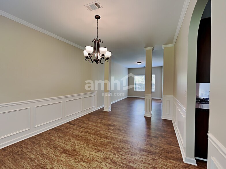 Building Photo - 2934 Gayle Manor Ln