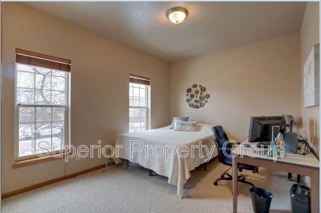 Building Photo - 238 Wind Stone Dr