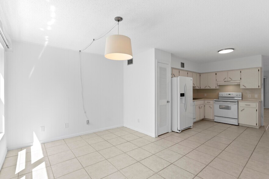 View Dining to Kitchen - 2287 Philippine Dr