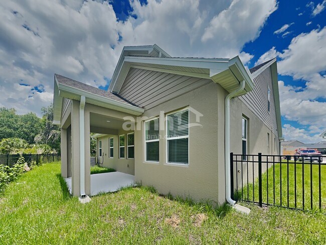 Building Photo - 2221 Saffron Walden Dr