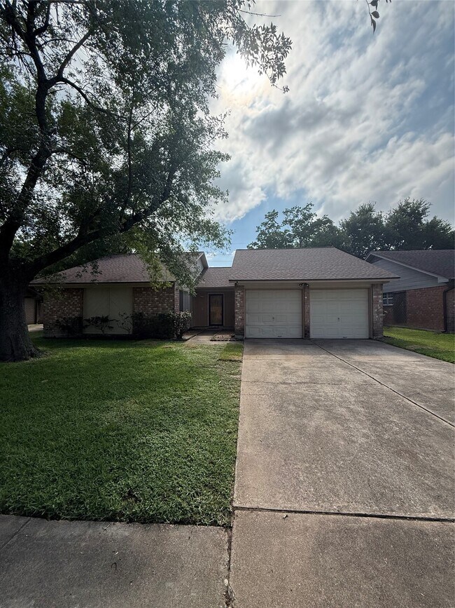 Building Photo - 262 Coppersmith Dr
