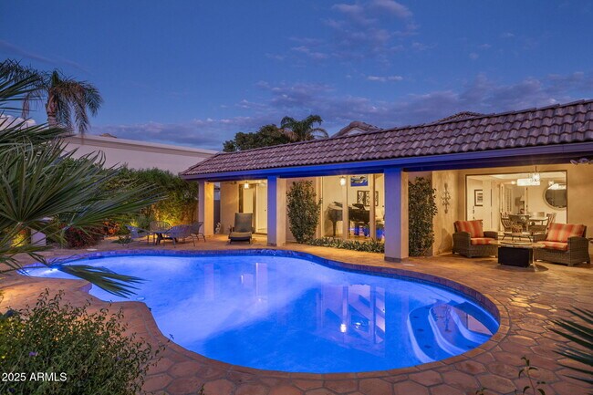 Building Photo - 7620 E Vía Del Placito