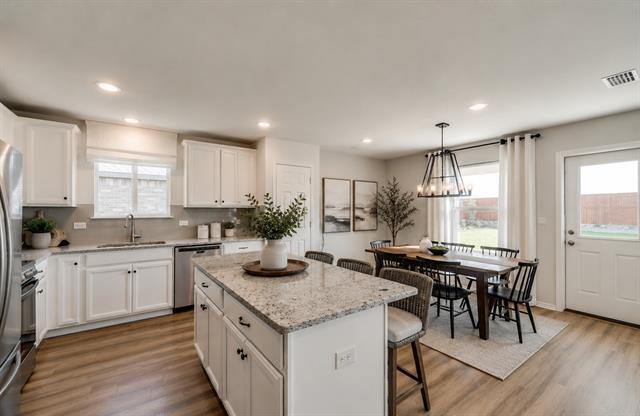 Building Photo - 1806 Aslynn Cir