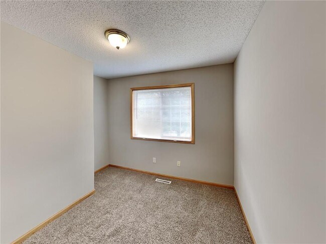 Building Photo - 18786 Embers Ave