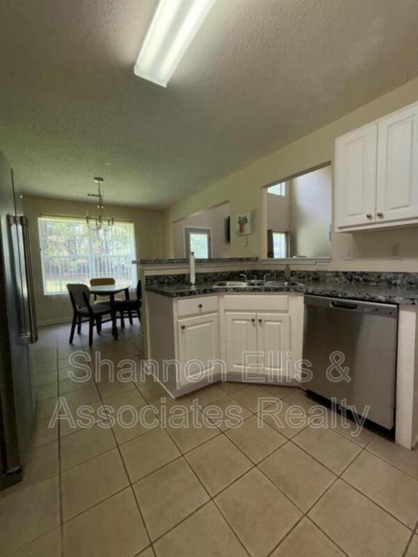 Building Photo - 4511 Ravenwood Pl