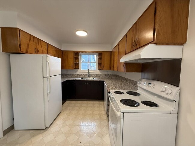 Building Photo - 16350 SE Vineyard Ln